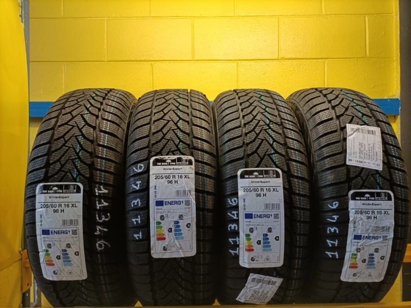 Pneumatico UNIROYAL WINTEREXPERT 205/60 R16 96H