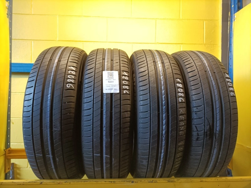 Pneumatico MICHELIN PRIMACY 3 215/65 R17 99V
