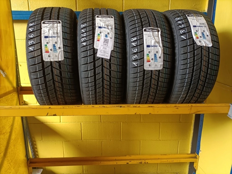 Pneumatico BARUM POLARIS 5 225/40 R18 92V