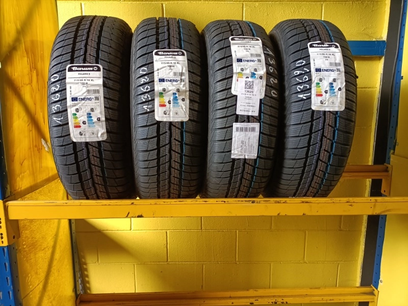 Pneumatico BARUM POLARIS 5 215/65 R16 102H