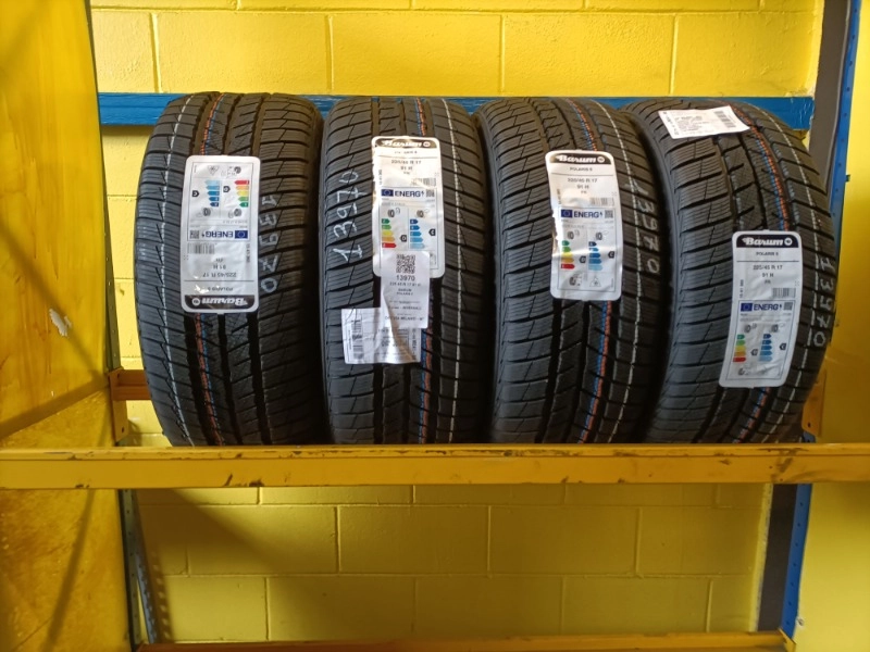 Pneumatico BARUM POLARIS 5 225/45 R17 91H