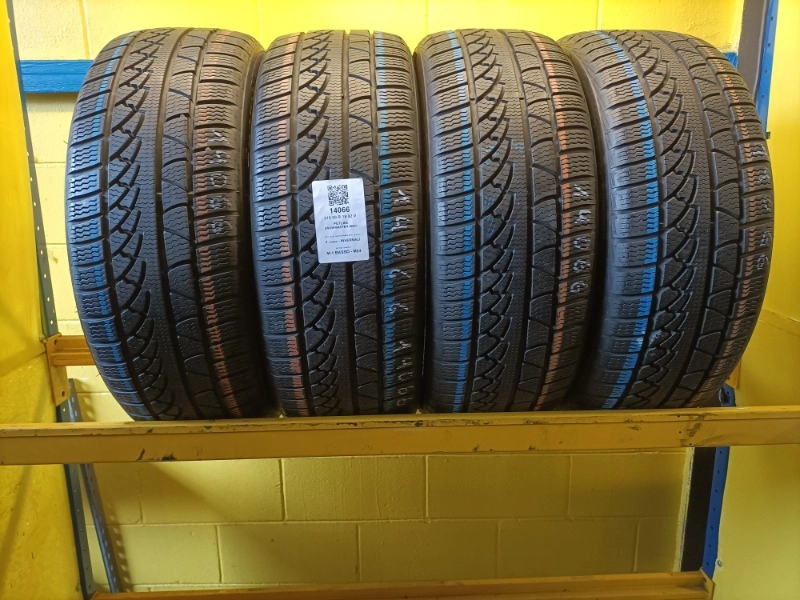 Pneumatico PETLAS SNOWMASTER W601 215/50 R18 92V