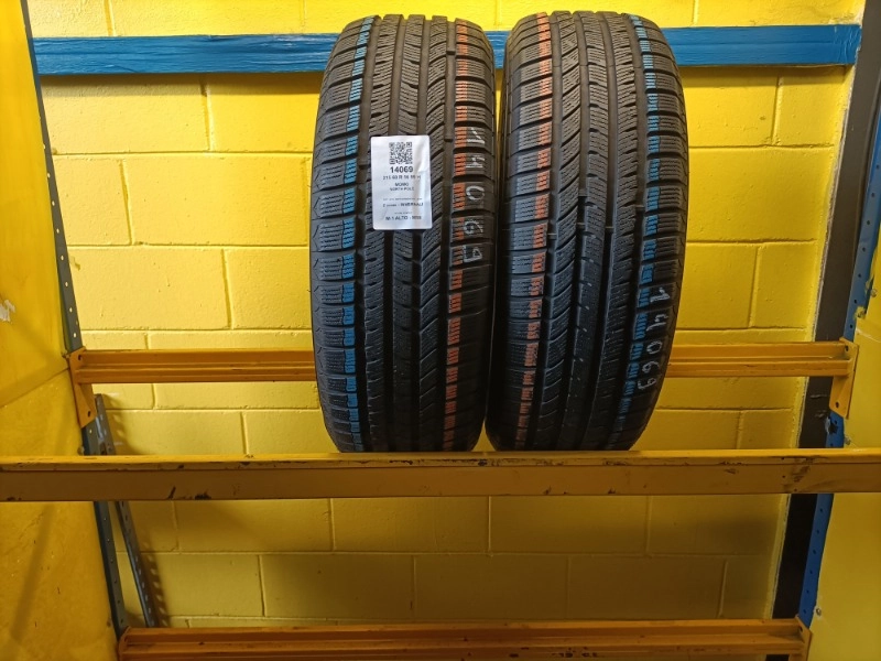 Pneumatico MOMO NORTH POLE 215/60 R16 99H
