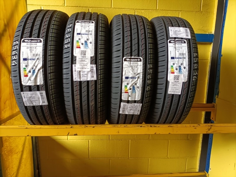 Pneumatico BARUM BRAVURIS5 HM 225/60 R18 100V
