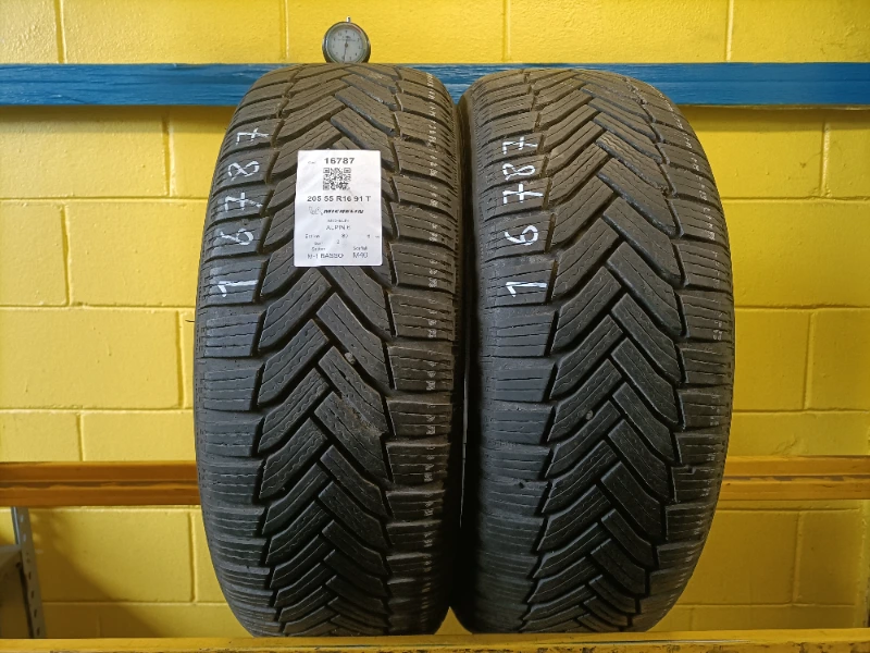 Pneumatico MICHELIN ALPIN 6 205/55 R16 91T