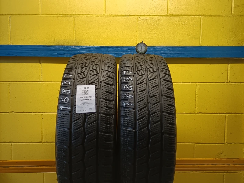Pneumatico HANKOOK WINTER I CEPT LV 215/70 R15C 107R