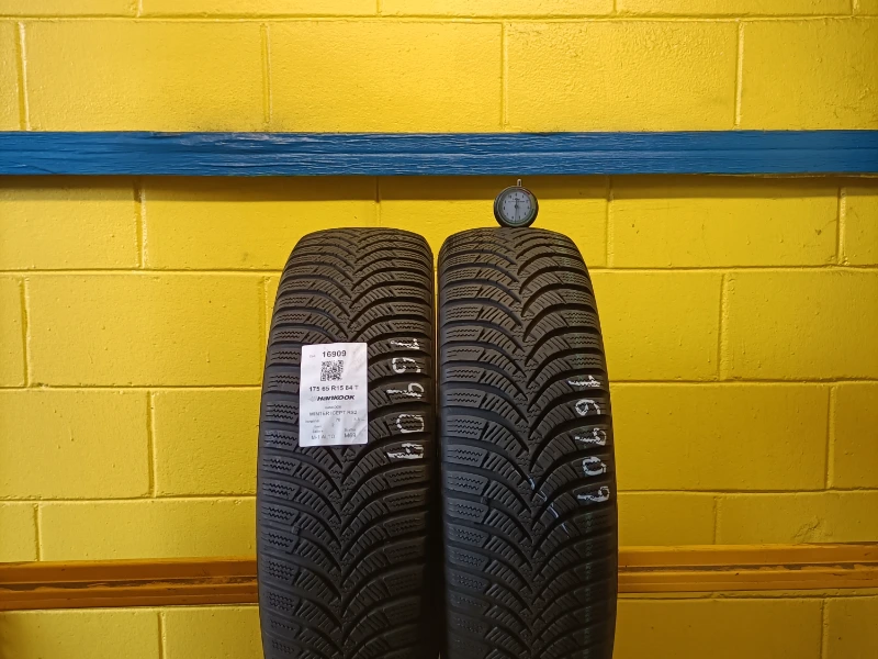 Pneumatico HANKOOK WINTER ICEPT RS2 175/65 R15 84T