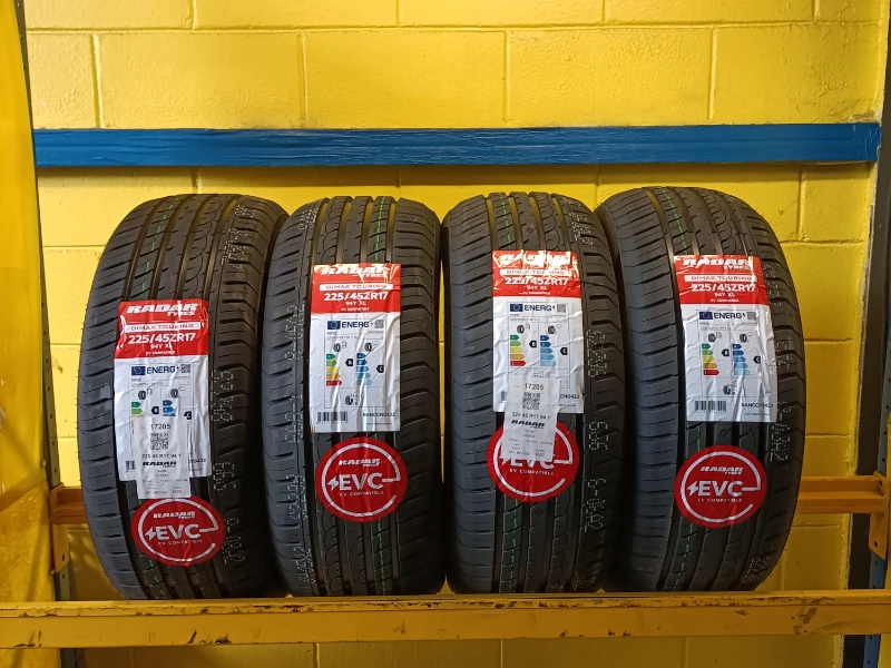 Pneumatico RADAR DIMAX 225/45 R17 94Y