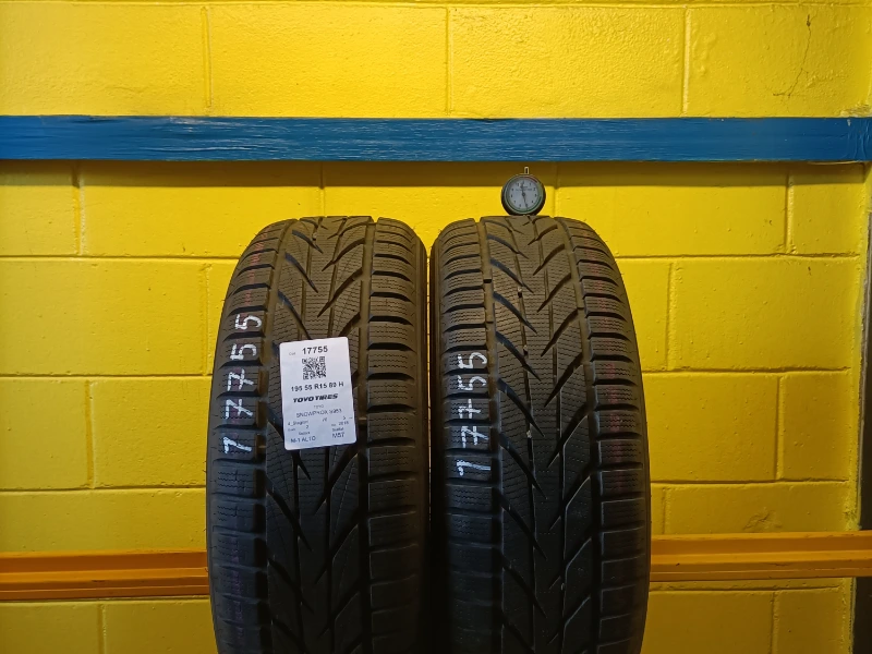 Pneumatico TOYO SNOWPROX S953 195/55 R15 89H