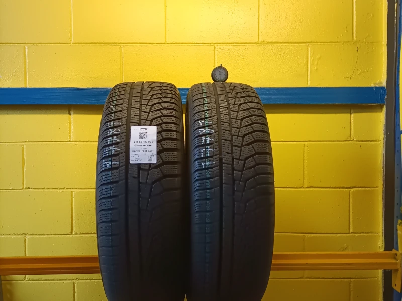 Pneumatico HANKOOK WINTER I CEPT EVO 2 SUV 215/65 R17 99V