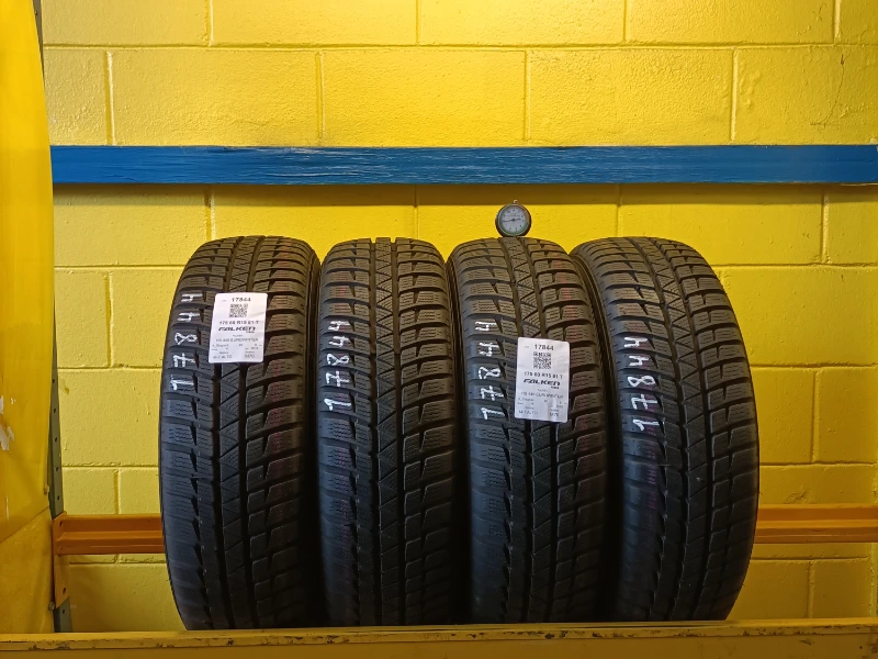 Pneumatico FALKEN HS 449 EUROWINTER 175/60 R15 81T