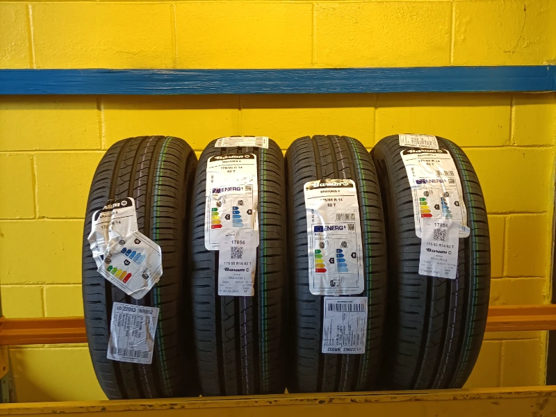 Pneumatico BARUM BRAVURIS 6 175/65 R14 82T