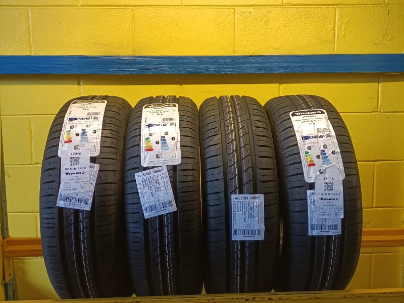 Pneumatico BARUM BRAVURIS 6 185/60 R15 88H