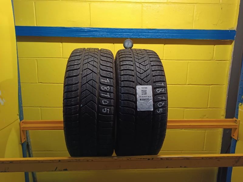 Pneumatico PIRELLI SOTTO ZERO 3 205/40 R17 84H