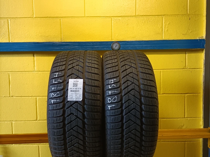 Pneumatico PIRELLI SOTTOZERO 3 245/30 R20 90W