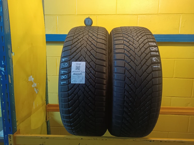 Pneumatico PIRELLI WINTER 2 SCORPION 235/55 R19 105V