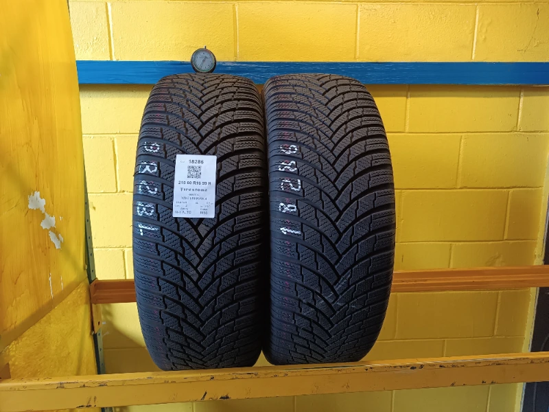 Pneumatico FIRESTONE WINTERHAWK 4 215/60 R16 99H