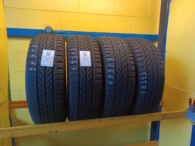 Pneumatico DUNLOP ECONODRIVE WINTER 205/65 R16C 105T