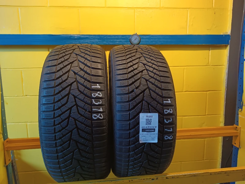 Pneumatico YOKOHAMA BLUE HEART WINTER V905 225/40 R18 92W